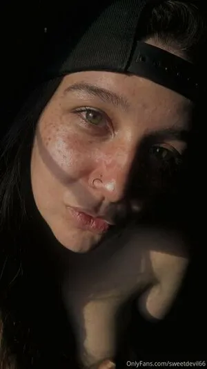 Sweetdevil66 OnlyFans Leaked Free Thumbnail Picture - #fEyDAMfZIn