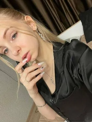 Sweete Sofia Thumbnail Picture