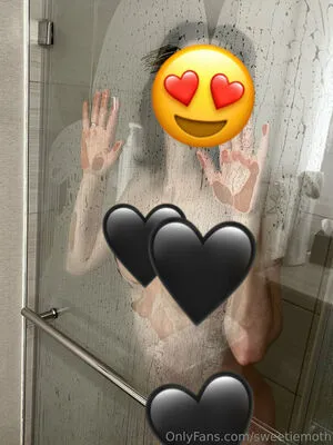 Sweetiemoth OnlyFans Leaked Free Thumbnail Picture - #4I41GrAzHB