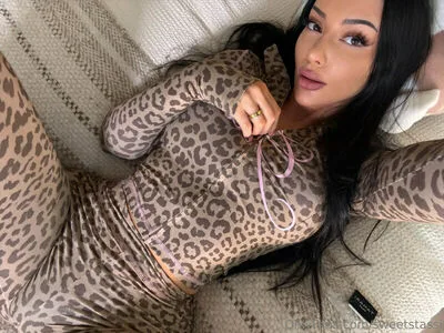 Sweetstassi OnlyFans Leaked Free Thumbnail Picture - #opeTeRYc6x