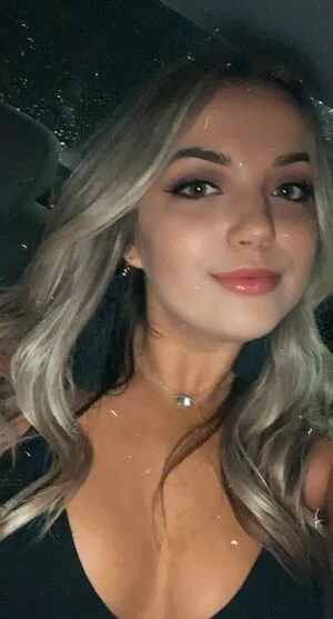 Sydney Applegate OnlyFans Leaked Free Thumbnail Picture - #FVqcG330g5