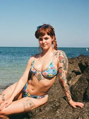 Sydney Summers Thumbnail Picture