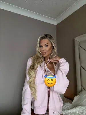 Sylvija Thumbnail Picture
