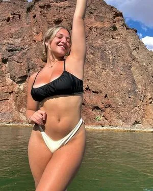 Sylvs World Thumbnail Picture