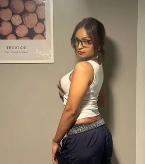 T Arshini OnlyFans Leaked Free Thumbnail Picture - #kYzfz5MMnr