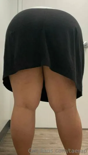 Taerap OnlyFans Leaked Free Thumbnail Picture - #5VwLIIz2vL