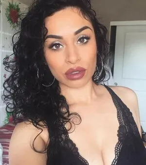 Tania Teyacapan Thumbnail Picture