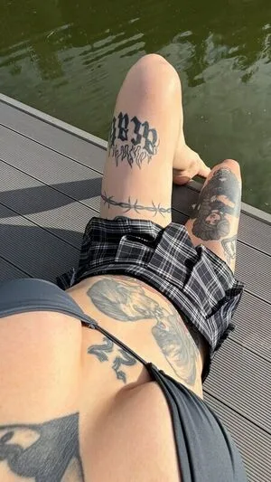 Tashablunt Thumbnail Picture