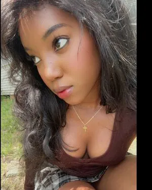 Tatyannafortson Thumbnail Picture