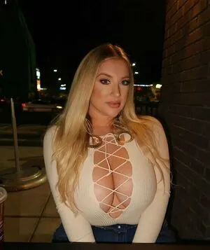Taya Christian Thumbnail Picture