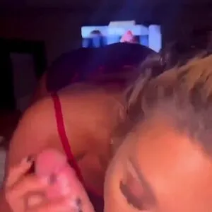 Taylor Daniels Thumbnail Picture