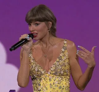 Taylor Swift OnlyFans Leaked Free Thumbnail Picture - #RAZYEVOxOP