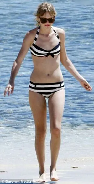 Taylor Swift OnlyFans Leaked Free Thumbnail Picture - #UnWxlA2Key