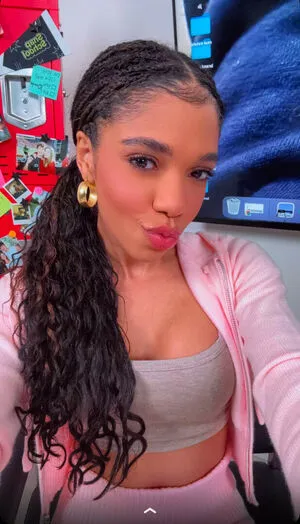 Teala Dunn Thumbnail Picture