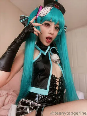 Teenytangerine Thumbnail Picture