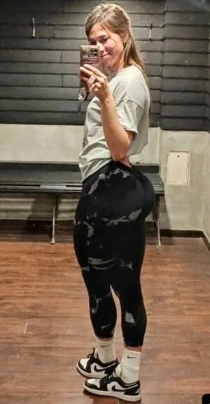 Tefi Dietz OnlyFans Leaked Free Thumbnail Picture - #8kitboPi7C
