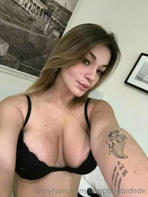 Temptingblonde OnlyFans Leaked Free Thumbnail Picture - #EQiwoTTyns