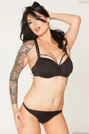 Tera Patrick OnlyFans Leaked Free Thumbnail Picture - #21UBwFZ187