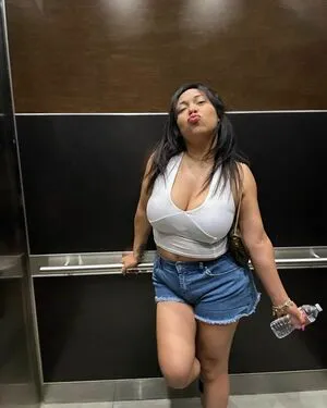 Texas Marie Thumbnail Picture