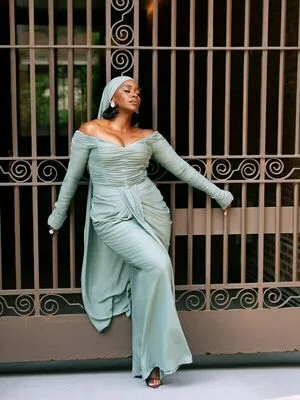 Teyonah Parris Thumbnail Picture