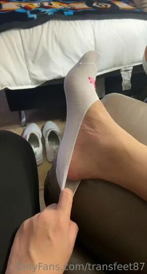 Tgirlfeet35 OnlyFans Leaked Free Thumbnail Picture - #kb3DiDUwOP