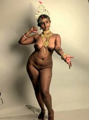That Bong Girl Thumbnail Picture