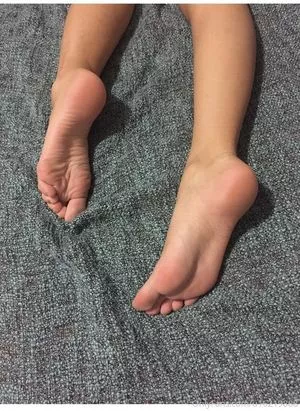 ThatAFeet Thumbnail Picture