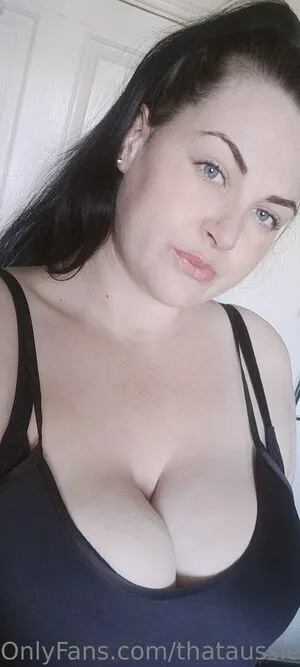 Thataussiechick Thumbnail Picture