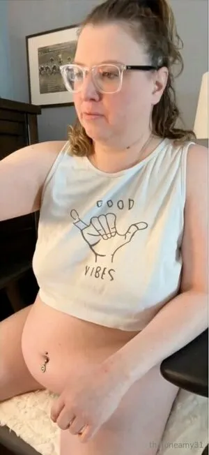 Thatoneamy44 OnlyFans Leaked Free Thumbnail Picture - #8KXMydiDym