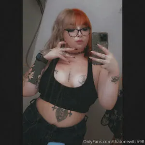 Thatonewitch98 OnlyFans Leaked Free Thumbnail Picture - #Q8BEe7teEO