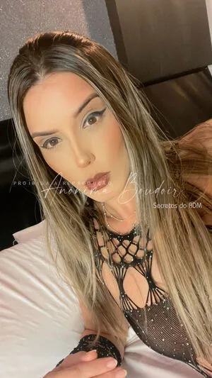 Thays Nunes Thumbnail Picture