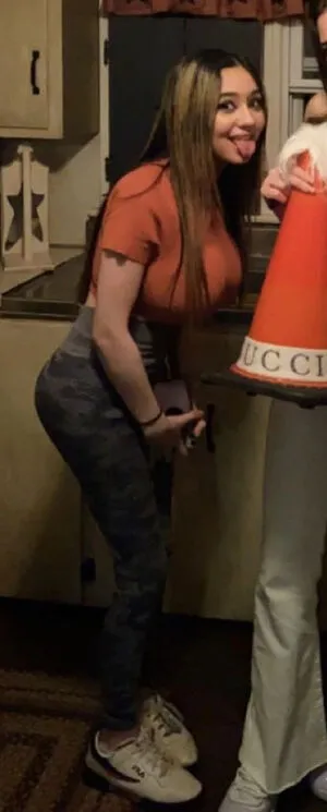 The Rare Proh0e Thumbnail Picture