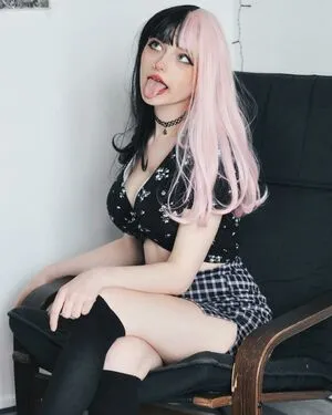 Theinsolentbunny Thumbnail Picture