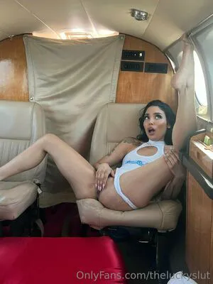 Theluckyslut Thumbnail Picture