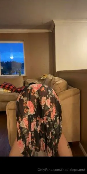 Thepixiepeanut Thumbnail Picture