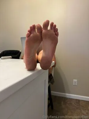 Thequeeoffeet OnlyFans Leaked Free Thumbnail Picture - #9hs20Y2Vcc