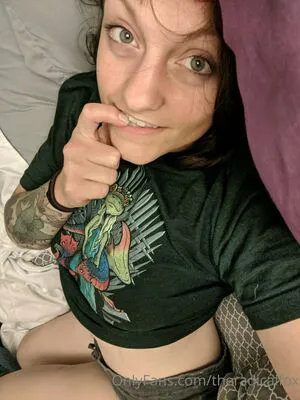 Theradicalfox OnlyFans Leaked Free Thumbnail Picture - #SDIX510lhP