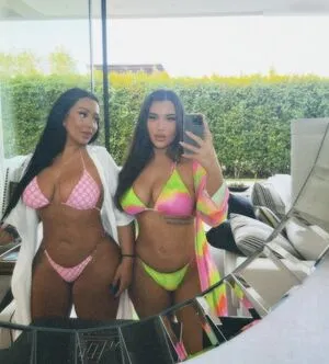 Therealelaa Thumbnail Picture