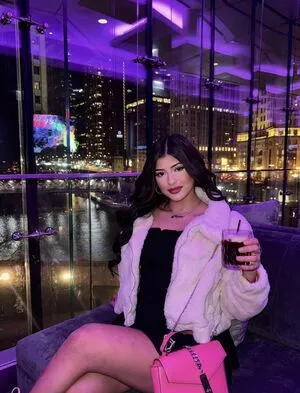 Therealsophie X Thumbnail Picture