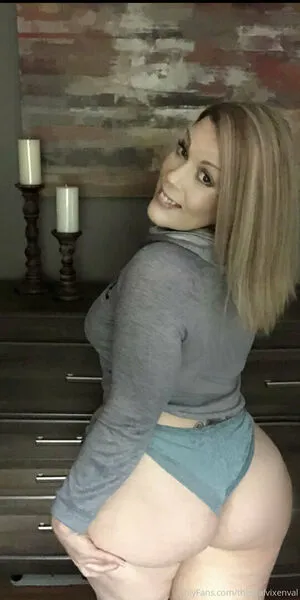 Therealvixenval OnlyFans Leaked Free Thumbnail Picture - #8srcCpFap4
