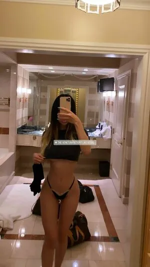 Tiara Bui Thumbnail Picture