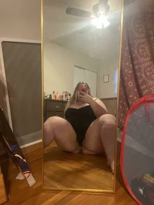 Tiara Thumbnail Picture