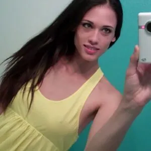 Tiffany Thompson Thumbnail Picture