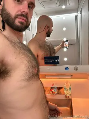 Tiktokcody Thumbnail Picture