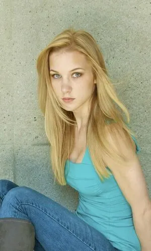 Tina Ivlev Thumbnail Picture