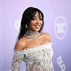 Tinashe OnlyFans Leaked Free Thumbnail Picture - #T7R09XILCZ