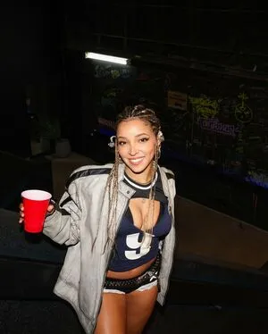 Tinashe OnlyFans Leaked Free Thumbnail Picture - #pEawuJSvYx
