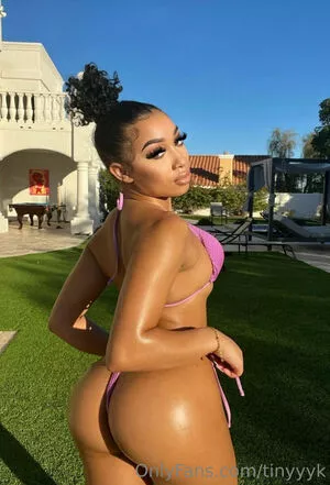 tinyyyk OnlyFans Leaked Free Thumbnail Picture - #4FvrmpRpky