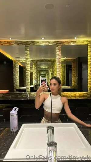 tinyyyk OnlyFans Leaked Free Thumbnail Picture - #DH6L2IAKjo