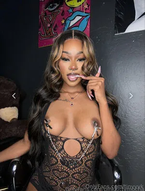 tinyyyk OnlyFans Leaked Free Thumbnail Picture - #dTO0dXd4GO